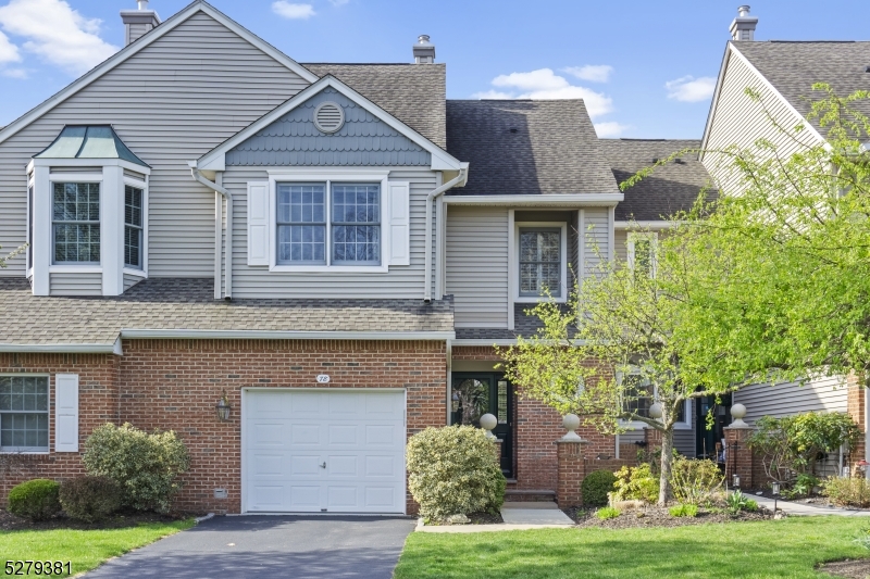 78 Kent Dr