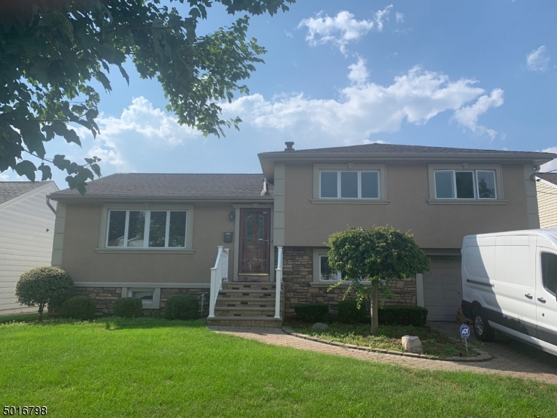 80 Kensington Ave