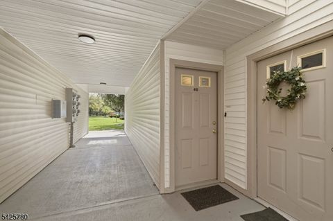 40 Loch Ln Roxbury Twp. NJ 07852