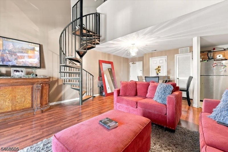 39 Union St 406
