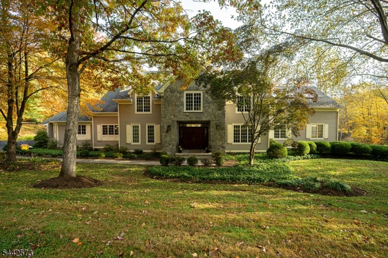 2 Cobblefield Rd
