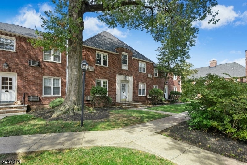 43 A Parkway Village A