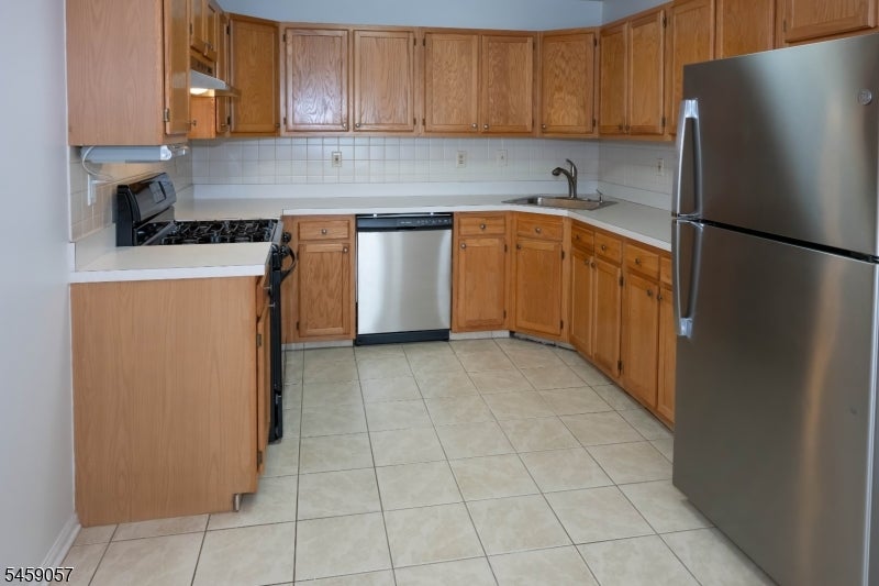128 Arbor Way