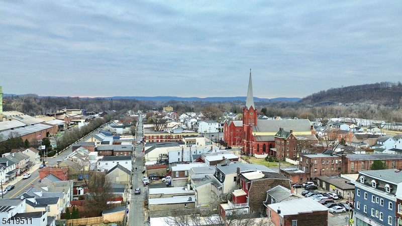 379 S Main St