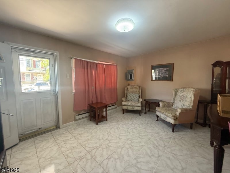 423 Fulton St