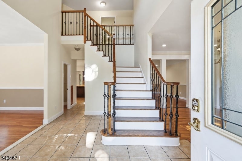 24 Taylor Ct