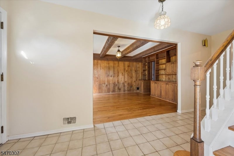 143 Forest Hill Rd