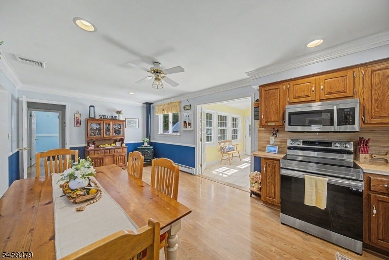 22 Carol Dr