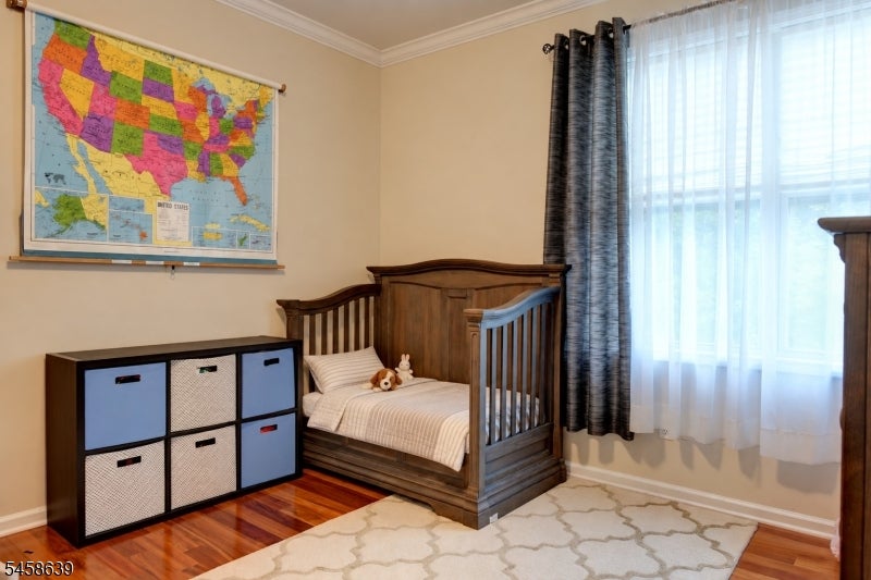 102 River Pl