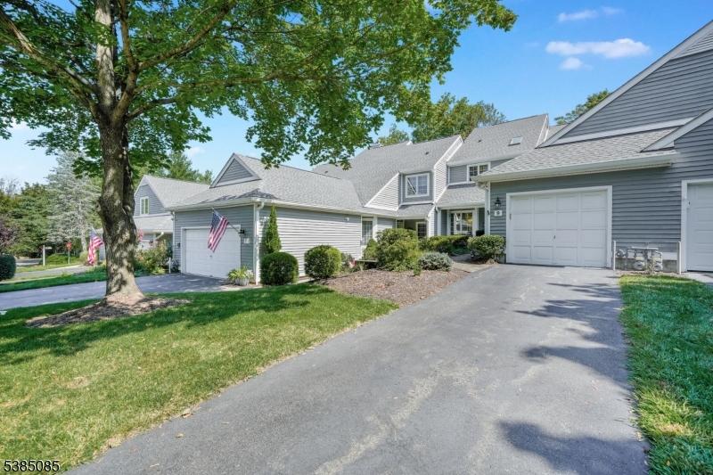 9 Ridge Dr N