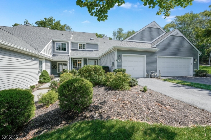 9 Ridge Dr N