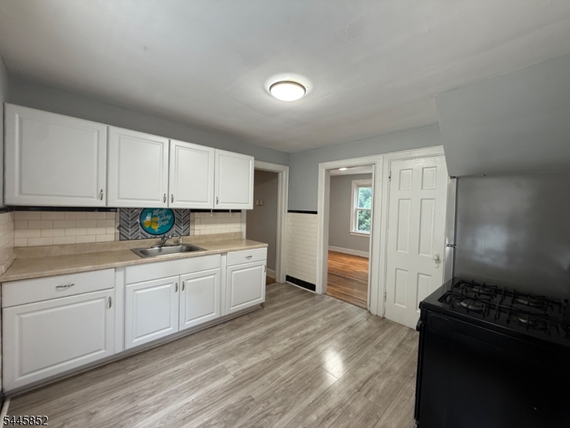 17 W Grant Ave