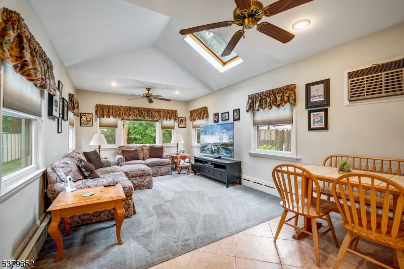 1132 Coolidge Rd