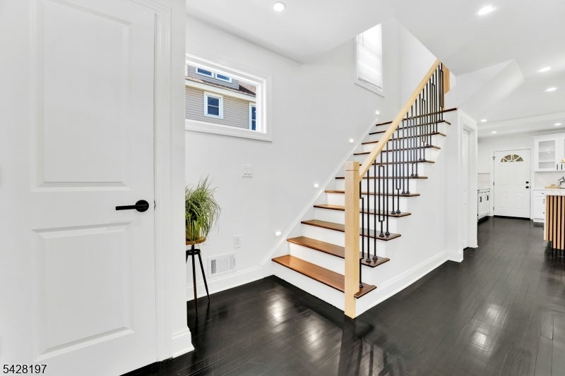 532 Main St