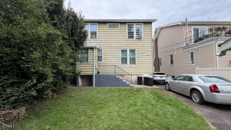 40 Glorieux St