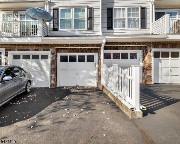 3306 Scenic Ct