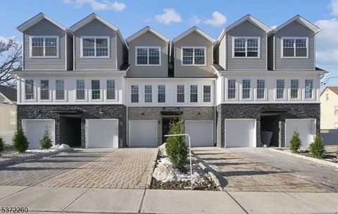 93 Prospect St 6 Garfield City NJ 07026