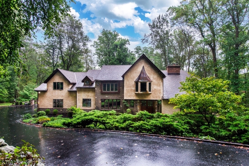 133 Rippling Brook Way