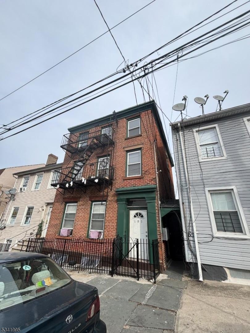 197 Mill St