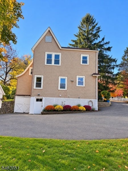 69 Olcott Ave
