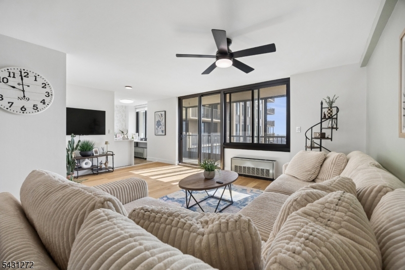 200 Winston Drive 2811