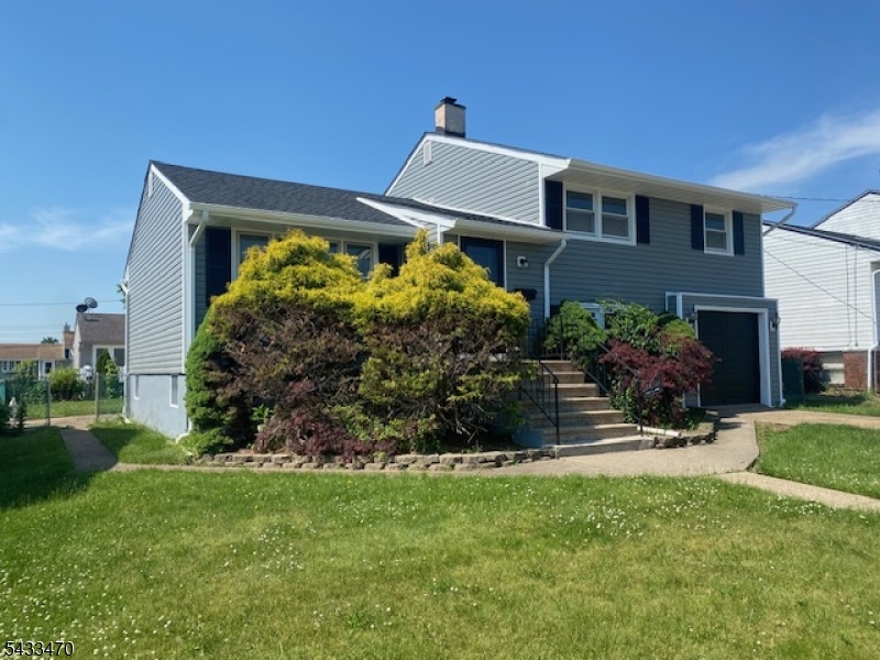 9 Bernath St