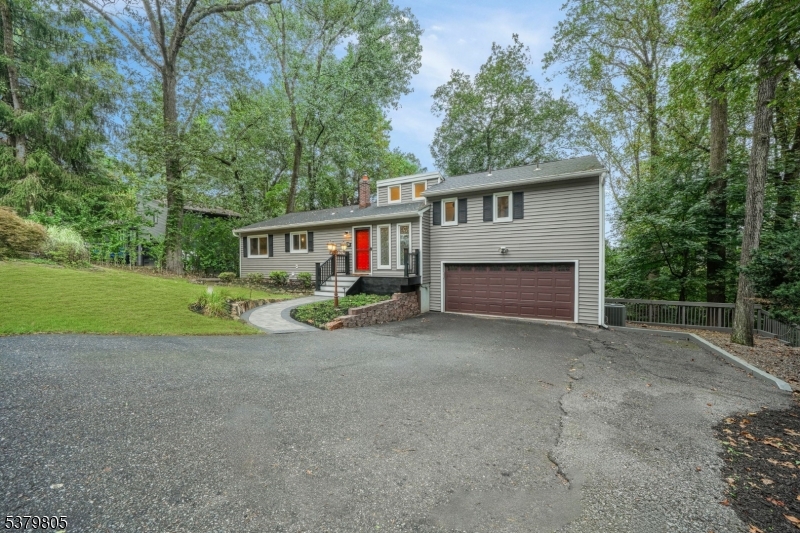 22 Freeman Ave