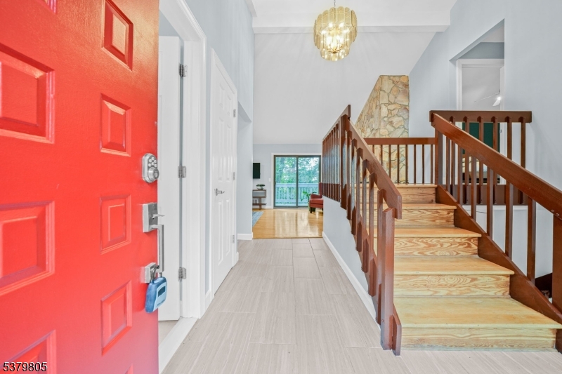 22 Freeman Ave