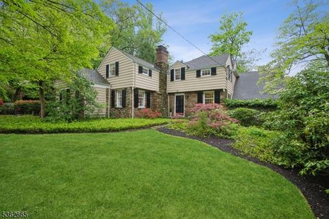 75 Countryside Dr Berkeley Heights Twp. NJ 07901