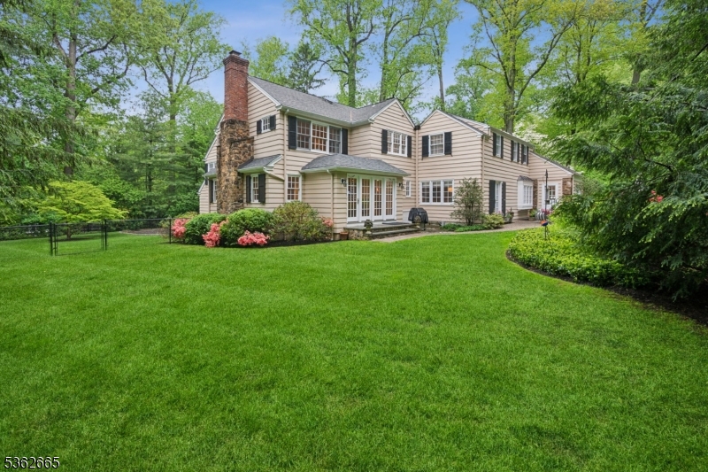 75 Countryside Dr