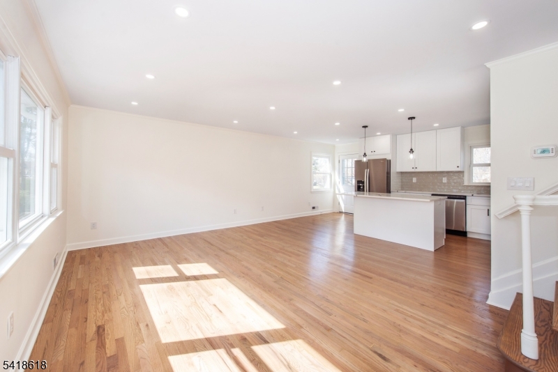 53 Snyder Ave