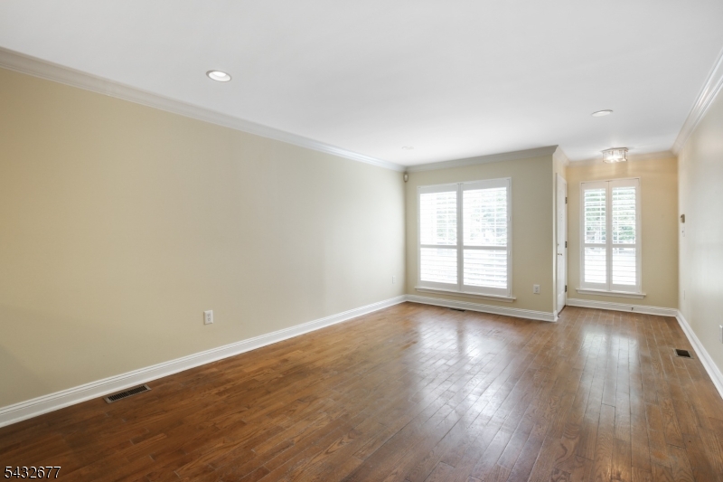 8 Hopkinson Ct Ondo