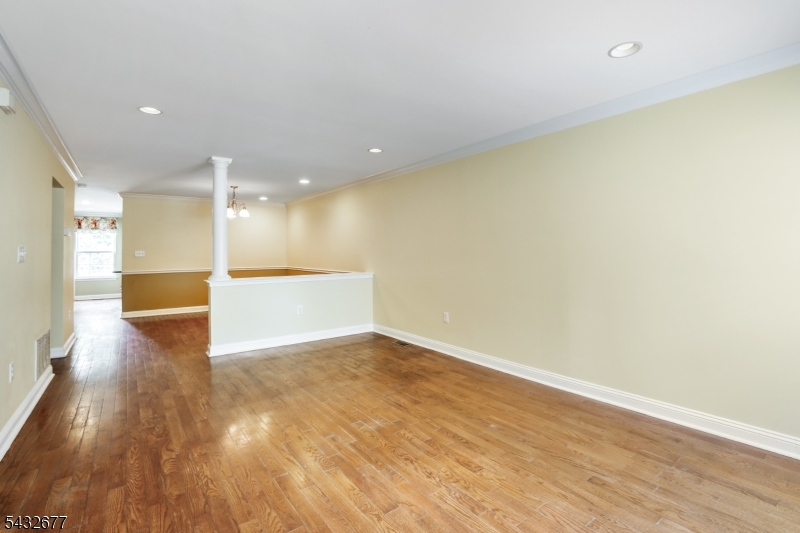 8 Hopkinson Ct Ondo