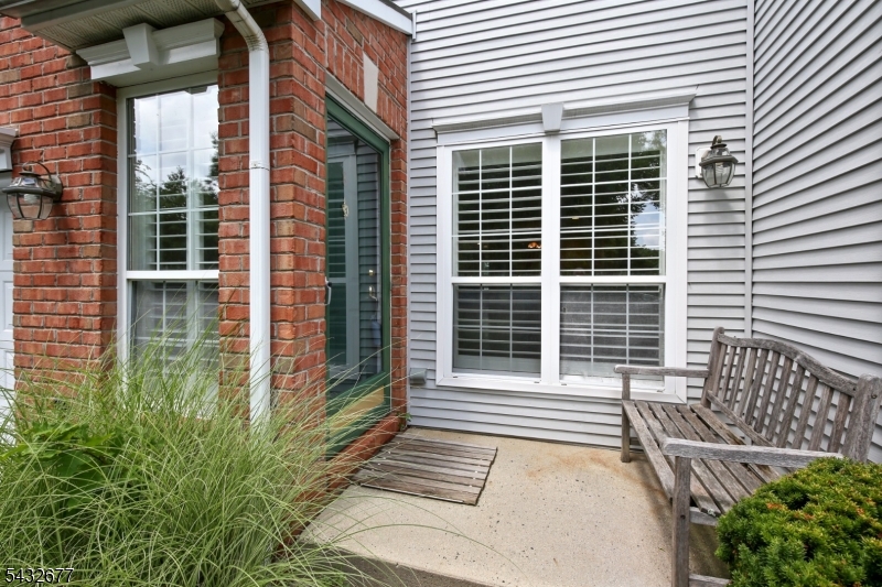 8 Hopkinson Ct Ondo