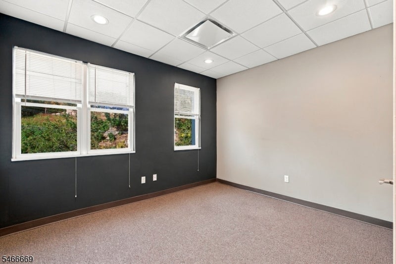 28 Bowling Green Pkwy 2A