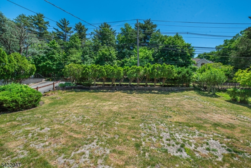 717 Alps Rd