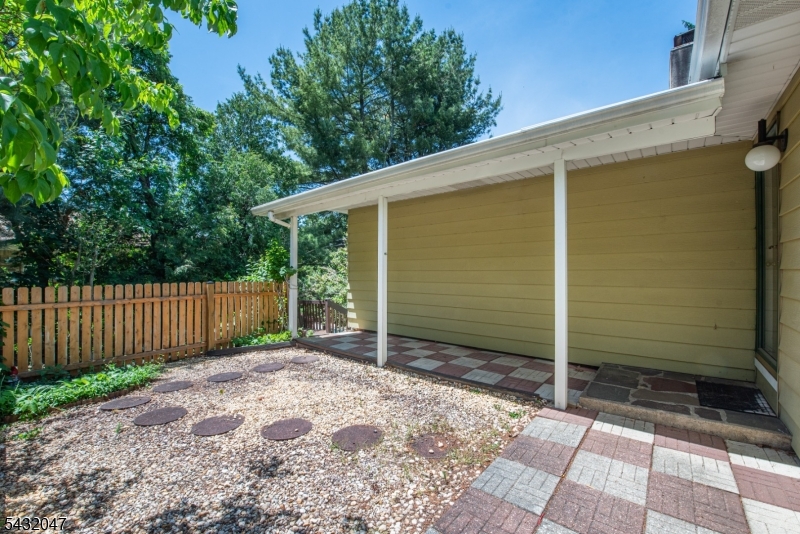 717 Alps Rd