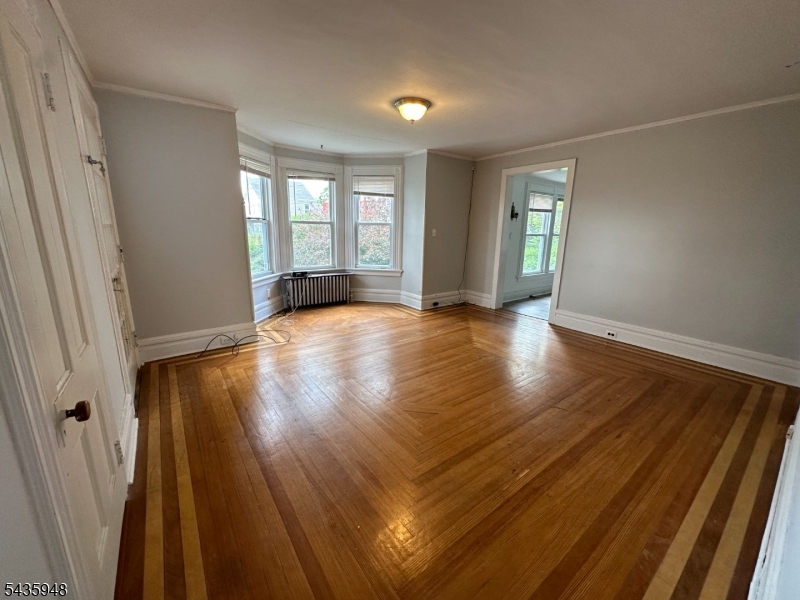 216 William St 2