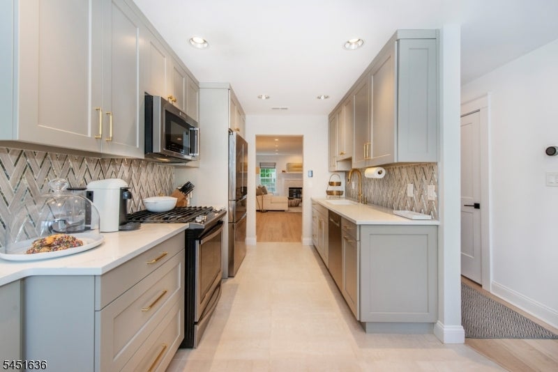 867 Alexandria Court