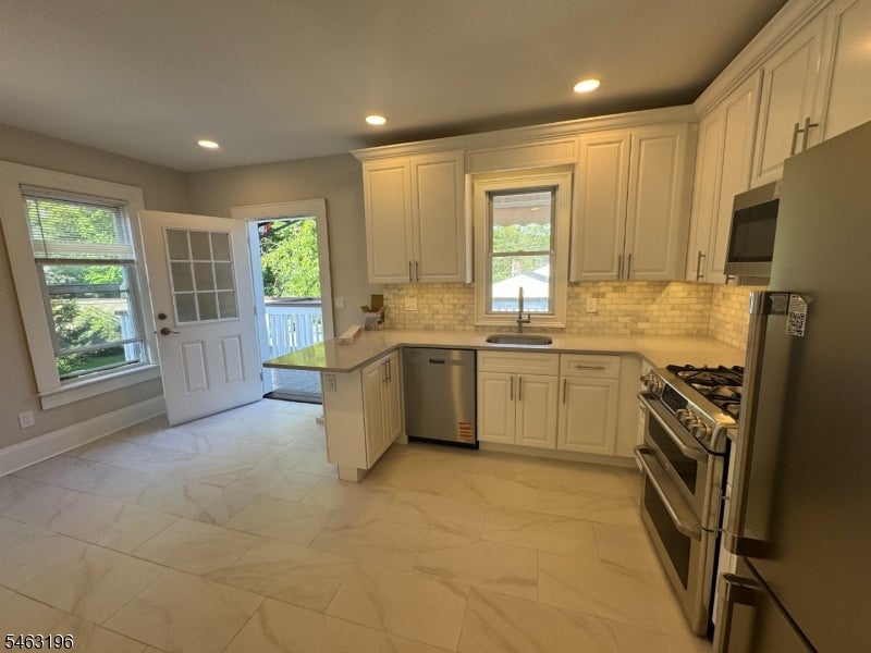 217 Greenwood Ave Unit 2 2