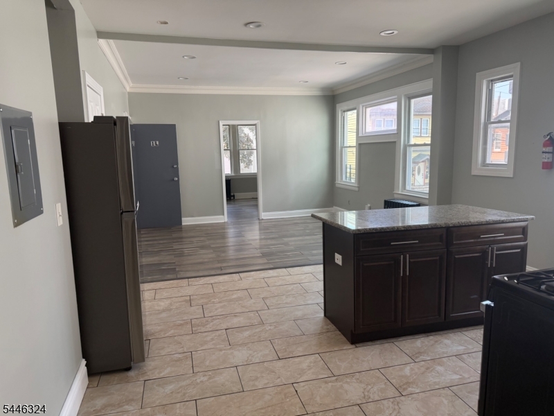 18 Breckenridge Ter