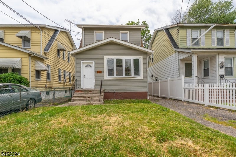 124 Hillcrest Ave