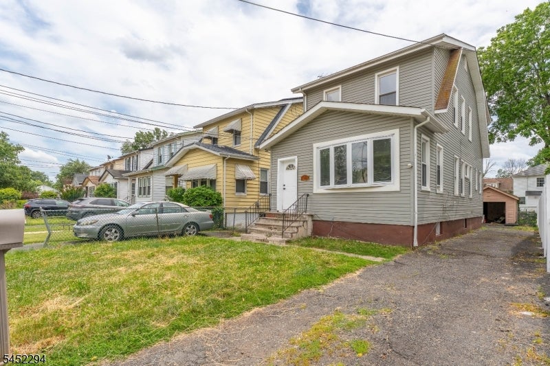 124 Hillcrest Ave