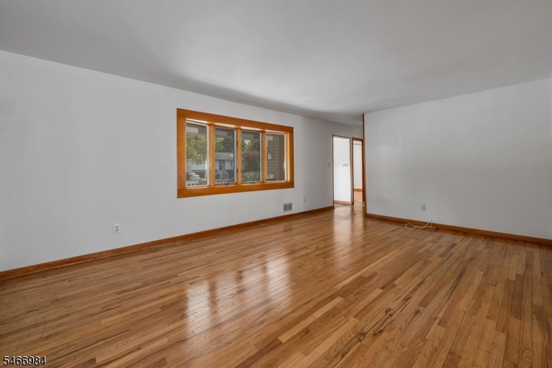 87 Calumet Ave