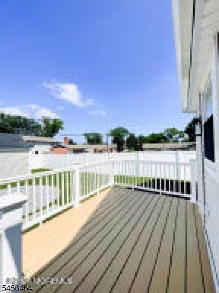 1609 6Th Ave