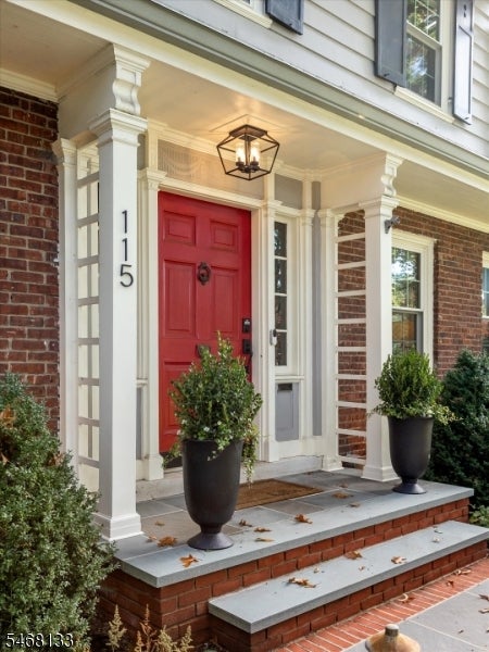 115 Forest Ave