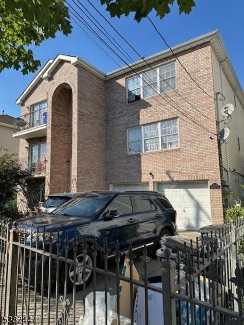 89-91 Hawthorne Ave 3 Newark City NJ 07112