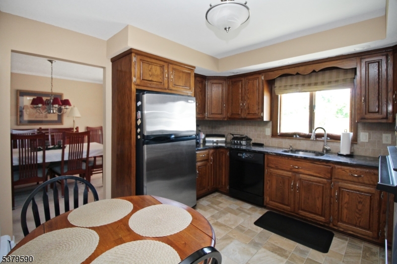 23 Slope Dr