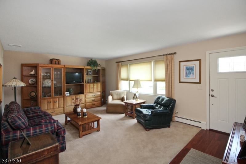 23 Slope Dr