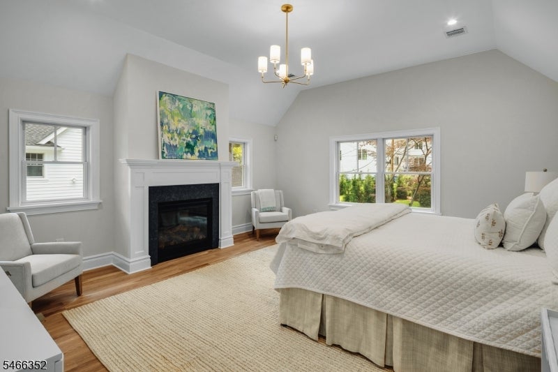 3 Alvord Rd